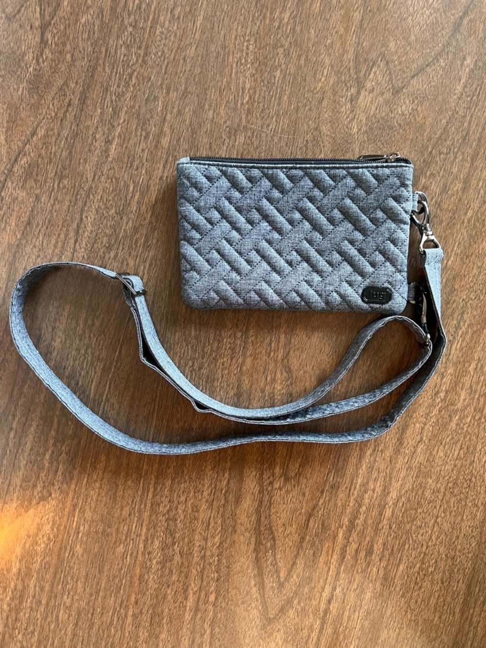 Lug Peekaboo Crossbody Wristlet Gray Quilted RFID Phone Pouch Convertible Bag
